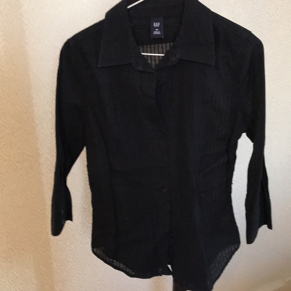 GAP black shirt-3/4 sleeves-see through material